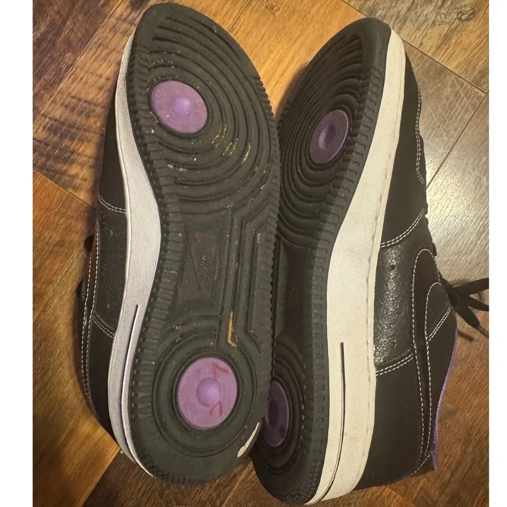 Nike Air Force 1 Low 07 LV8 World Champ Black‎ Purple Lakers Colorway Size 8.5